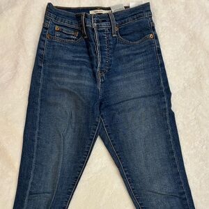 Levi's Dark Blue Women's Skinny Jeans